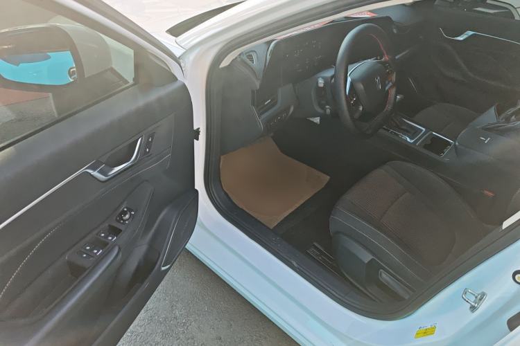 Used Bestune B70 2022 Third Generation 1.5T Automatic Enjoyment Version
