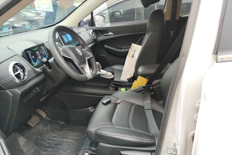 Used BYD Yuan New Energy 2019 EV535 Smart Connect Trendsetting Model
