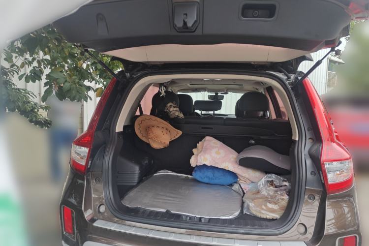 Used Geely Auto Vision X6 2016 1.8L Manual Luxury Model
