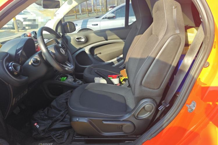 Used smart fortwo 2018 1.0L 52kW Hardtop Passion Edition China V Standard
