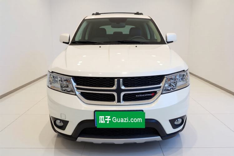 Used Dodge Journey 2013 2.4L Two-Wheel Drive Luxury Version