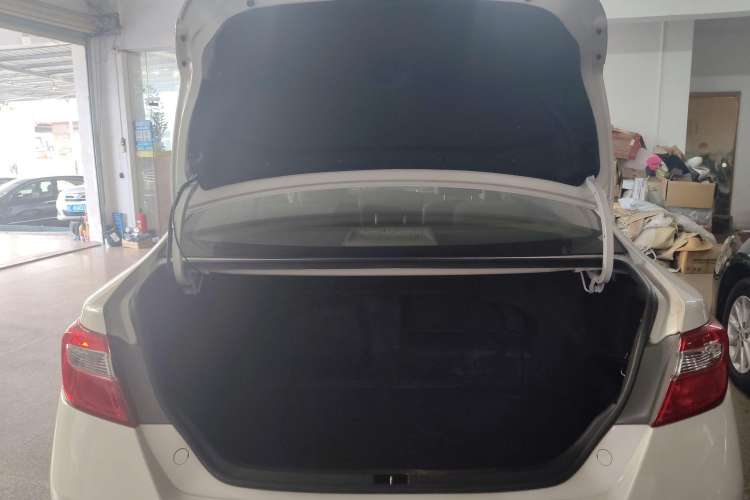 Used Toyota Camry 2012 Luxurious Edition 2.5HG Zunrui
