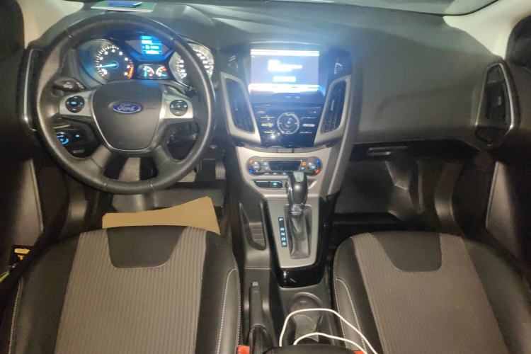 Used Ford Focus 2012 Sedan 1.6L Automatic Fashion Edition