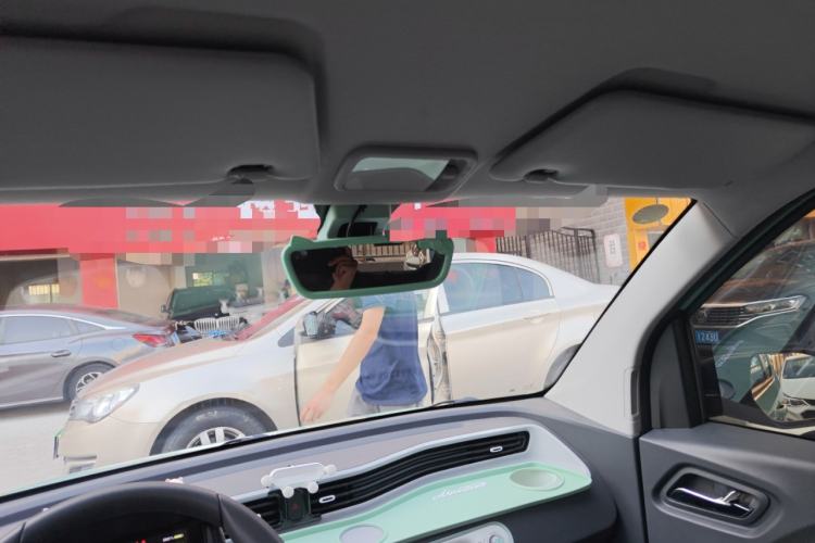 Used Wuling Hongguang MINIEV 2022 Macaron Premium Model – Lithium Iron Phosphate
