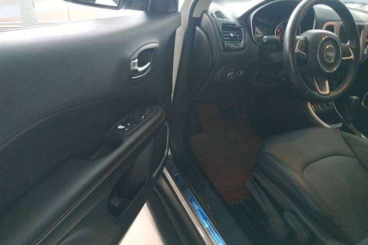 Used Jeep Compass 2017 200T Automatic Family Edition