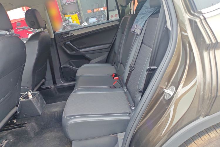 Used Volkswagen Tiguan L 2017 330TSI Automatic Two-Wheel Drive Luxury Edition
