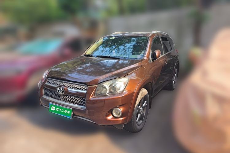 Used Toyota RAV4 2012 Luxurious Edition 2.0L Automatic All-Wheel Drive