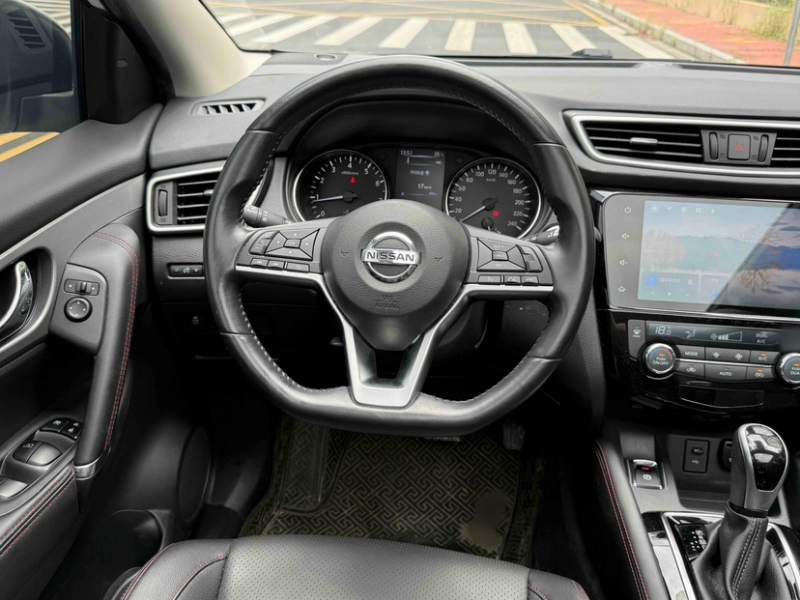 Used Nissan Qashqai 2023 Classic 2.0L CVT XV Prem. Smart Enjoyment Edition — 32