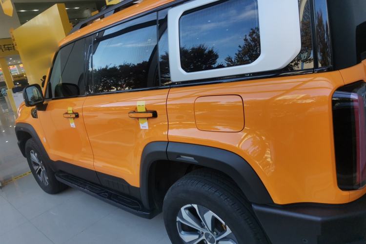 Used BAIC Off-Road BJ40 2024 2.0T All-New Urban Hunter Edition Ultimate Version