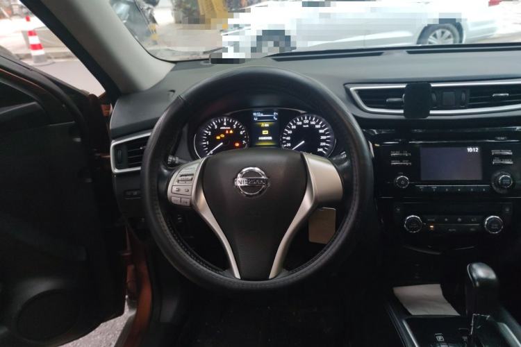 Used Nissan X-Trail 2014 2.5L CVT Luxury Edition 4WD
