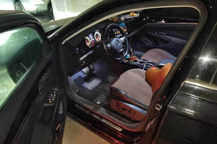 Used Volkswagen Passat 2019 330TSI Elite Edition China V Standard Driver Seat