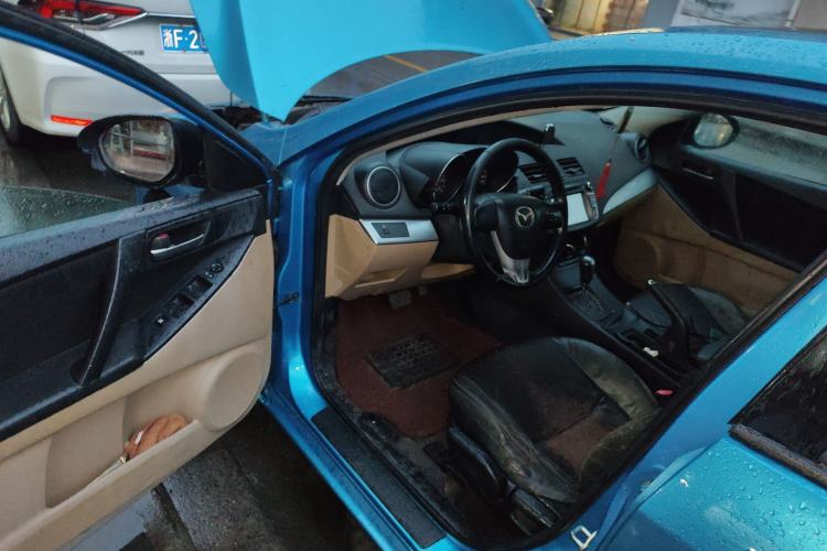 Used Mazda 3 2011 Sedan 1.6L Automatic Elite Model
