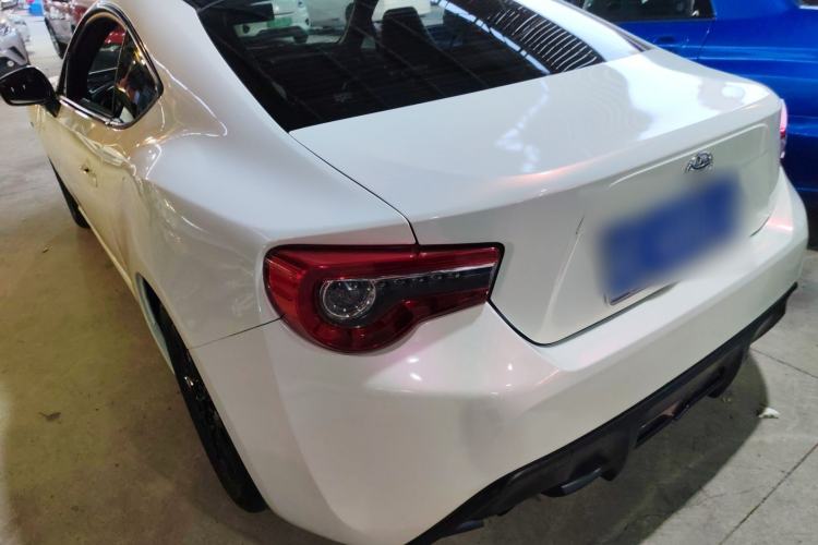 Used Toyota 86 2017 2.0L Manual Luxury Version
