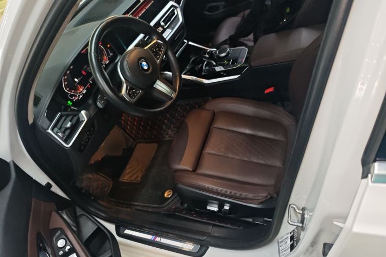 Used BMW 3 Series 2022 320Li M Sport Package Left Front Seat