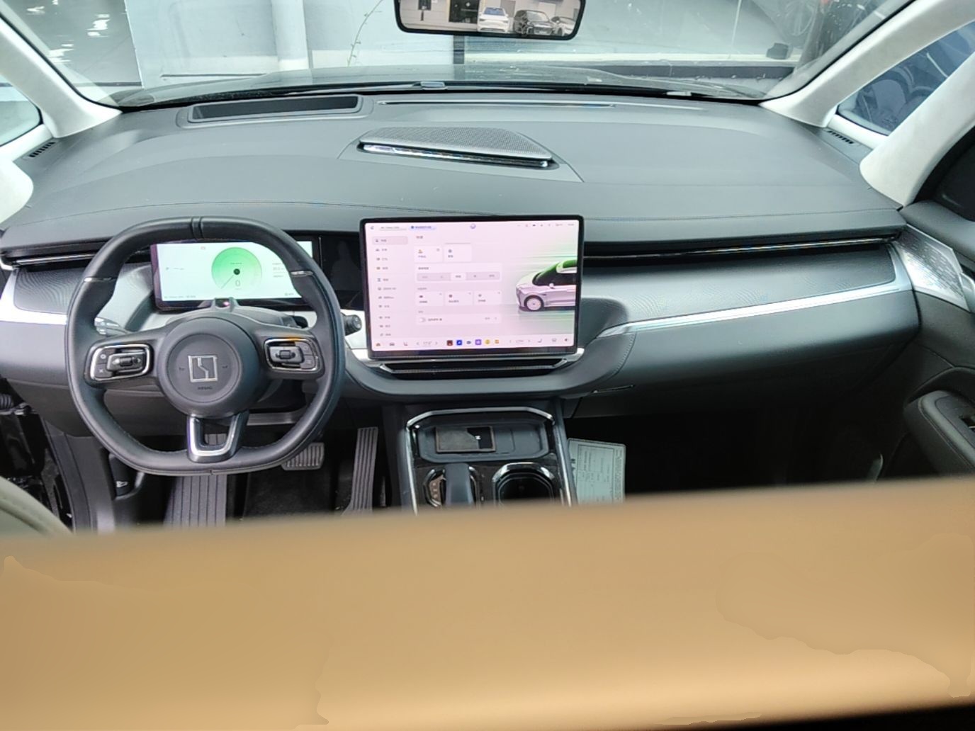 Zeekr 009 2024 GAC Trumpchi — снимка 12