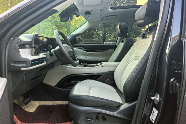 Used Ford Edge 2023 Ford Explorer L 2.0T EcoBoost E-Hybrid Two-Wheel Drive 7-Seater Luxury Model