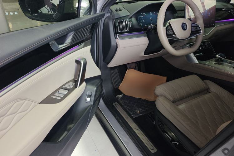 Used BYD Tang New Energy 2025 Intelligent Driving Version DM-i 115KM Flagship Edition
