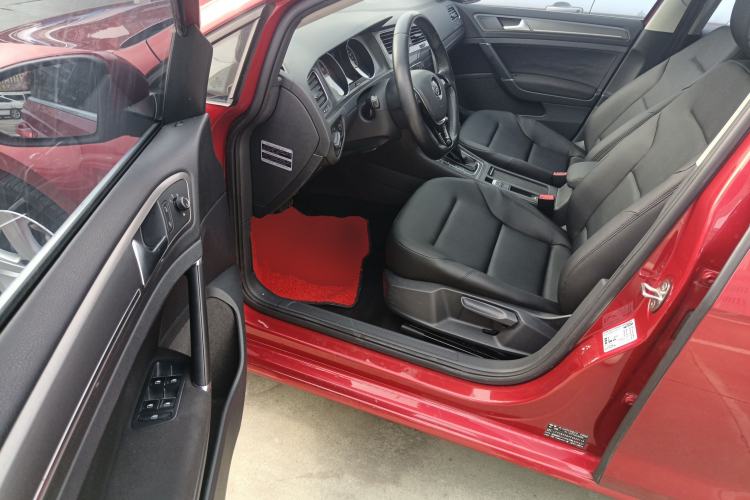 Used Volkswagen Golf 2015 1.4TSI Automatic Comfort Model