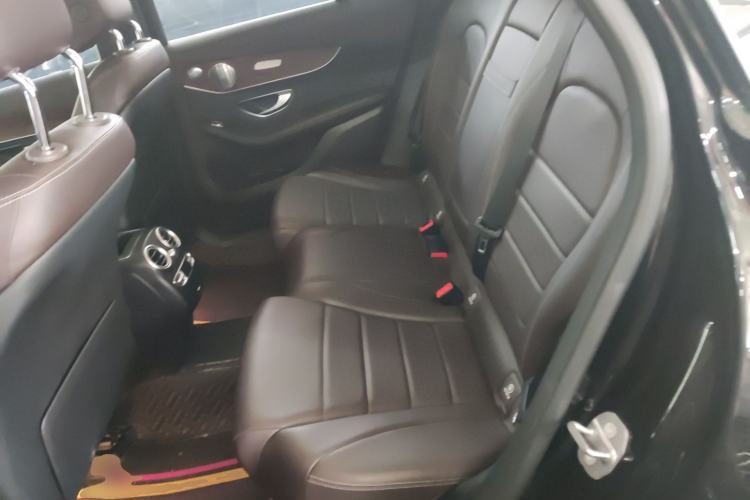 Used Mercedes-Benz GLC 2020 Facelift GLC 300 L 4MATIC Dynamic Edition
