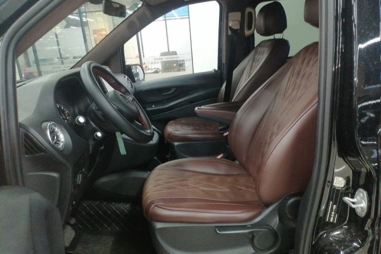 Used Mercedes-Benz Vito 2018 2.0T Elite Version 7 Seats China VI Emission Standard Left Front Seat