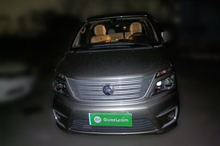 Used FORTHING Lingzhi 2022 M5L 1.6L Utility Model 7 Seats Front