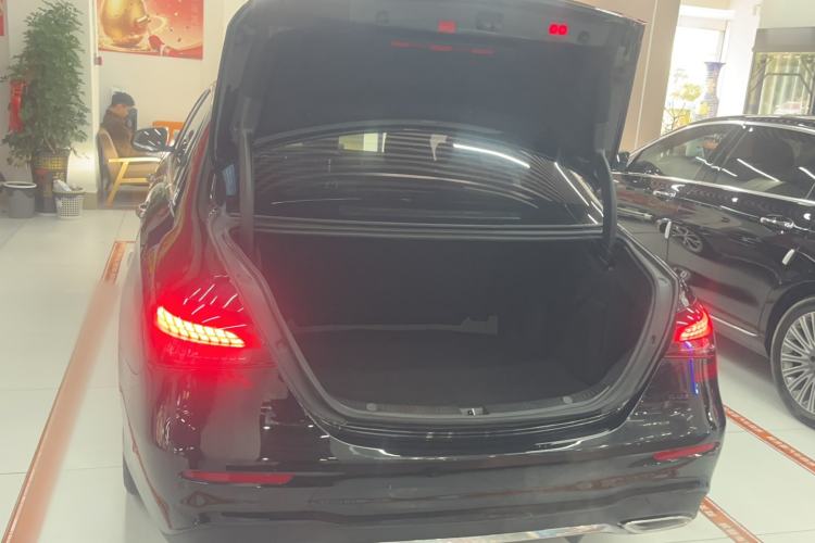 Used Mercedes-Benz E-Class 2022 Revised Version E 300 L Sport Luxury Edition
