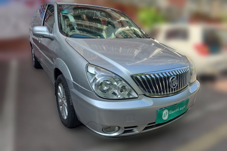 Used Buick GL8 2014 2.4L Executive Edition Front Right 45 Deg