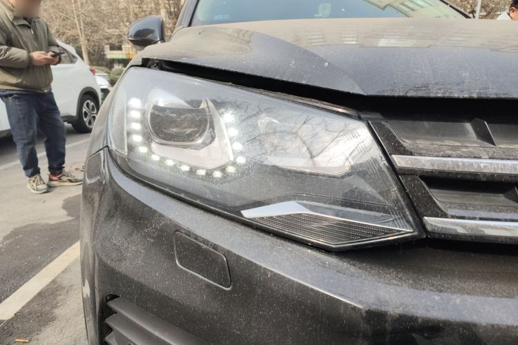 Used Volkswagen Touareg 2011 3.0 TSI Comfort Version
