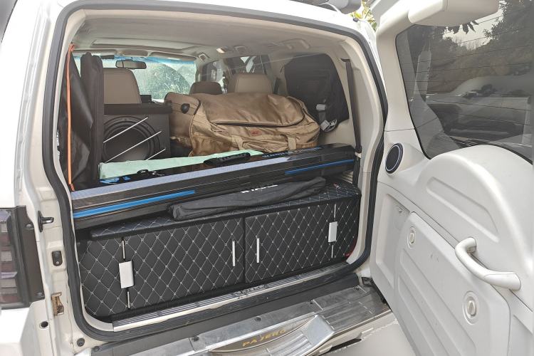 Used Mitsubishi Pajero 
