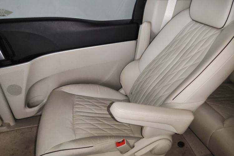 Used Buick GL8 2022 Land Business Class 652T Luxury Model