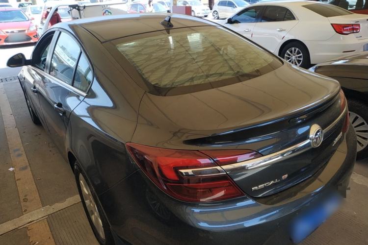 Used Buick Regal 2015 1.6T Leading Technology Model Rear Left 45 Deg