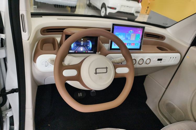 Used Bestune Pony 2026 Model 222km Agile Horse Center Console