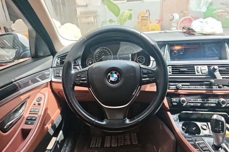Used BMW 5 Series 2017 520Li Elegant Edition Steering Wheel