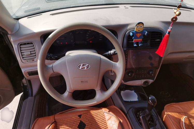 Used Hyundai MoInca 2009 1.8L Manual Comfort Edition GL Steering Wheel