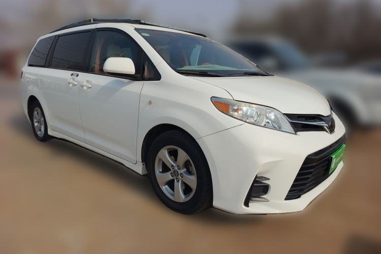 Used Toyota SIENNA 