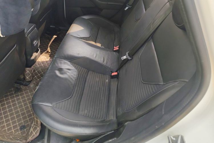 Used Ford Focus 2015 Hatchback 1.6L Automatic Fashion Edition