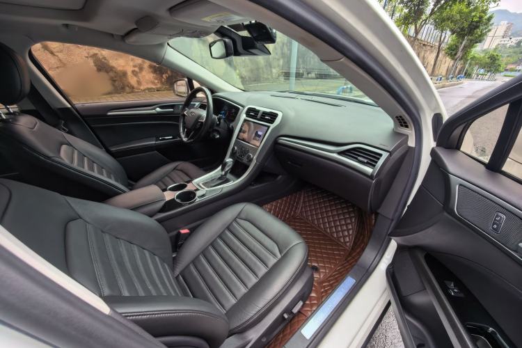 Used Ford Mondeo 2013 1.5L GTDi180 Fashion Edition Interior 8