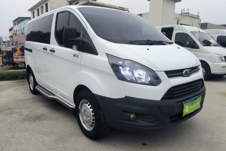Used Ford Transit 2019 2.0T Diesel Multi-Purpose Commercial Vehicle Short Wheelbase Low Roof 6-Seater China VI Standard
