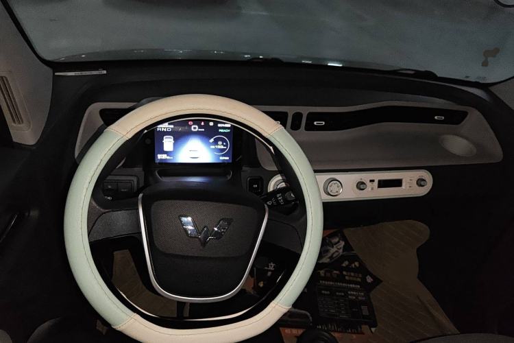 Used Wuling Hongguang MINIEV 2022 Macaron Premium Model – Lithium Iron Phosphate