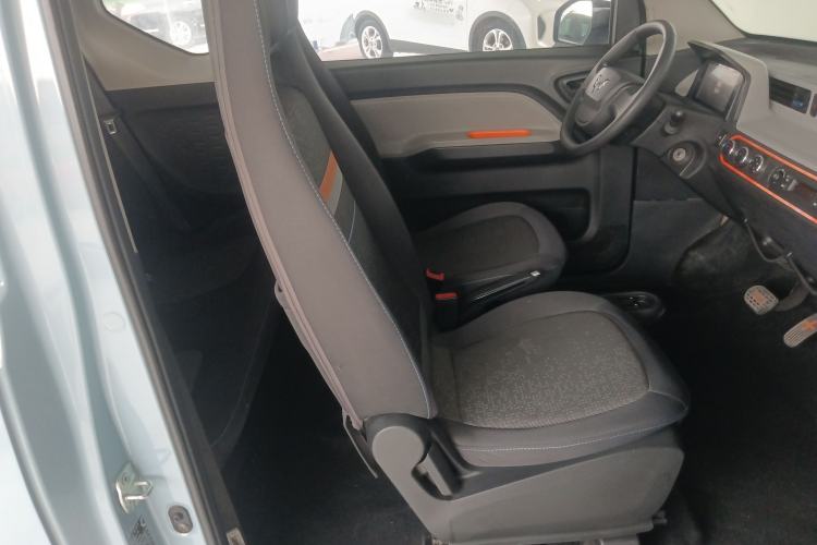 Used Wuling Hongguang MINIEV 2021 Macaron Fashion Model Lithium Iron Phosphate
