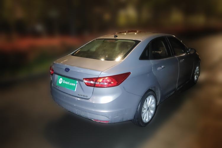 Used Ford Escort 2015 1.5L Automatic Fashion Model Rear Right 45 Deg