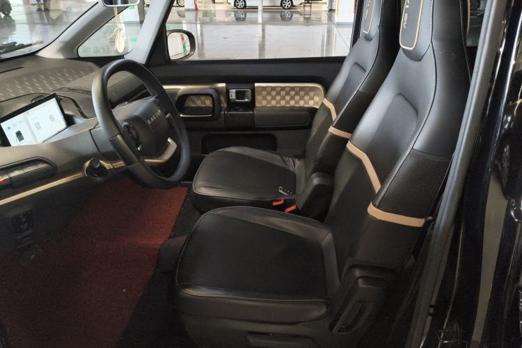 Used Baojun KiWi EV 2021 Artist Model Lithium Iron Phosphate
