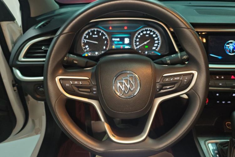 Used Buick GT 2021 Revised Version Flagship 1.5L Automatic Elite Edition Steering Wheel