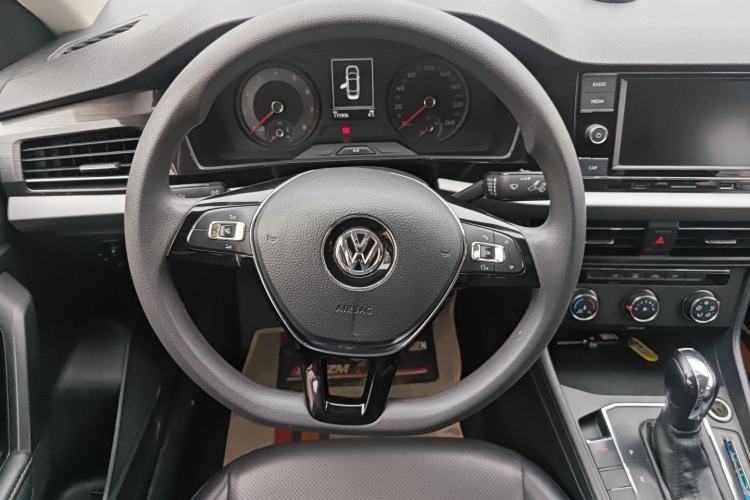 Used Volkswagen Lavida 2019 1.5L Automatic Comfort Edition China VI Standard
