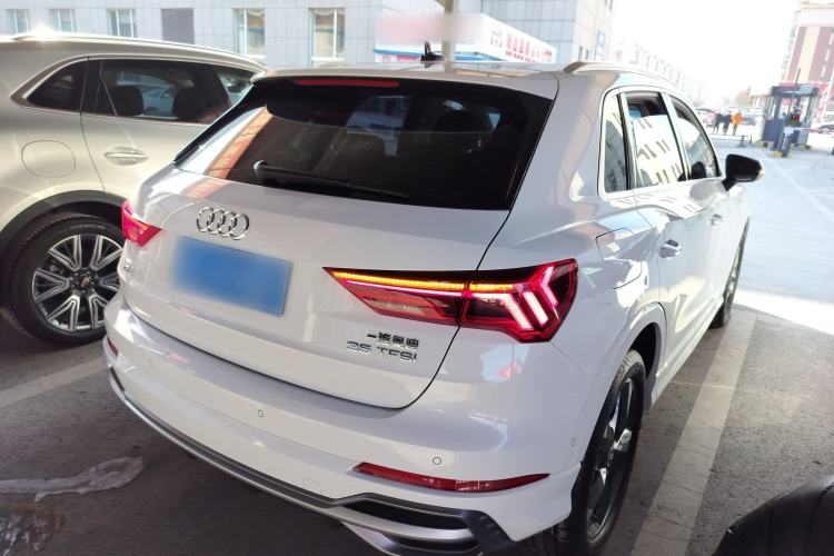 Used Audi Q3 2022 35 TFSI Fashion Dynamic Model
