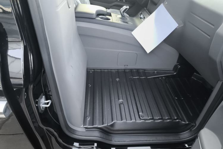 Used LEVC TX 2023 TX5 Extended-Range Travel Edition
