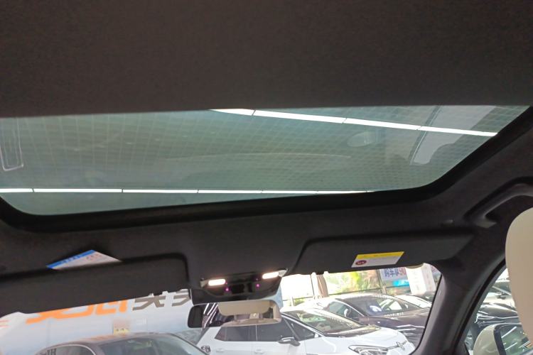 Used Li Auto L8 2023 Pro Model Headliner