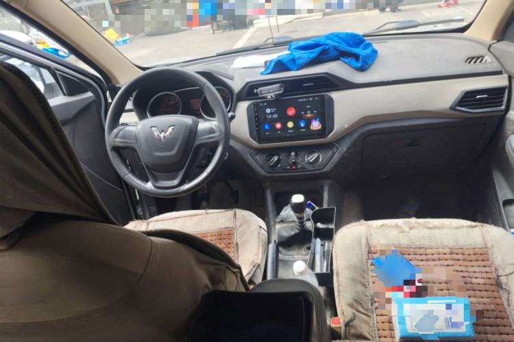 Used Wuling Hongguang 2019 1.5L S Standard Version China VI LAR
