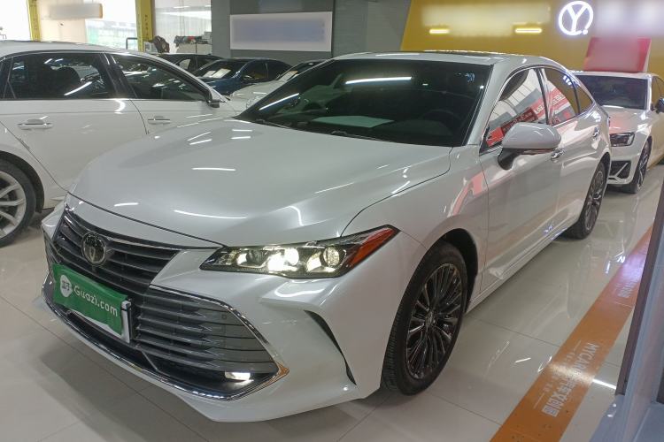 Used Toyota Avalon 2019 2.0L XLE Premium Edition China VI