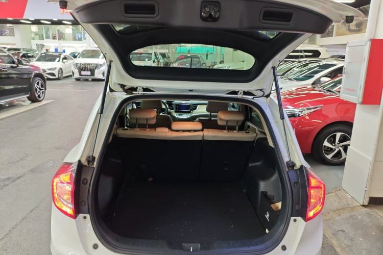 Used Honda Jade 2013 1.8L automatic Comfort version 5 seats
